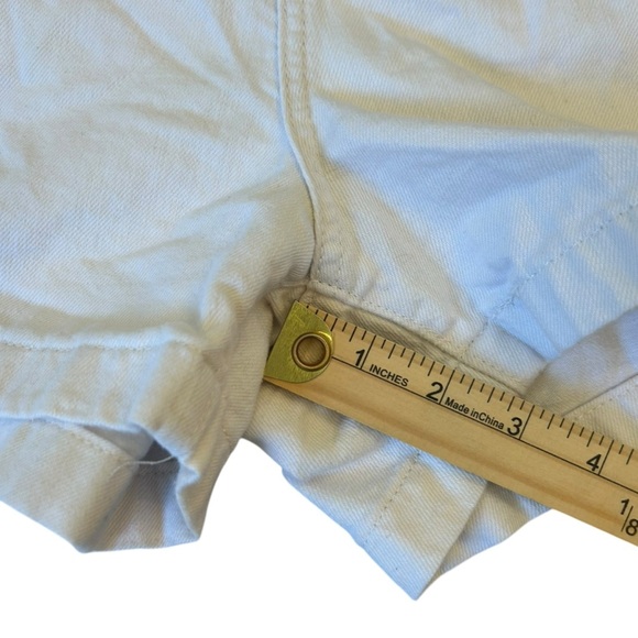 Denizen From Levi's Loose A-Line Shorts Size 16 Off-white/white - Picture 2 of 10